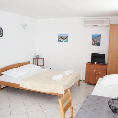 Apartments Ada 普利莫顿 外观 照片